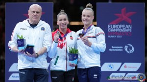 podium vault ph simone ferraro sfa07407 copia